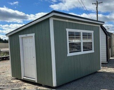 10x12 Studio