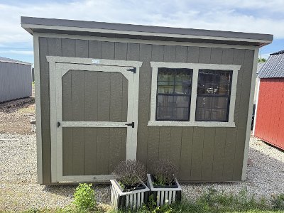 10x12 Studio